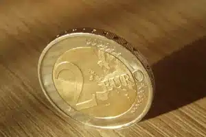 cette pièce de 2 euros vaut une fortune les collectionneurs offrent jusqu’à 4 000 € pour l’obtenir très rapidement